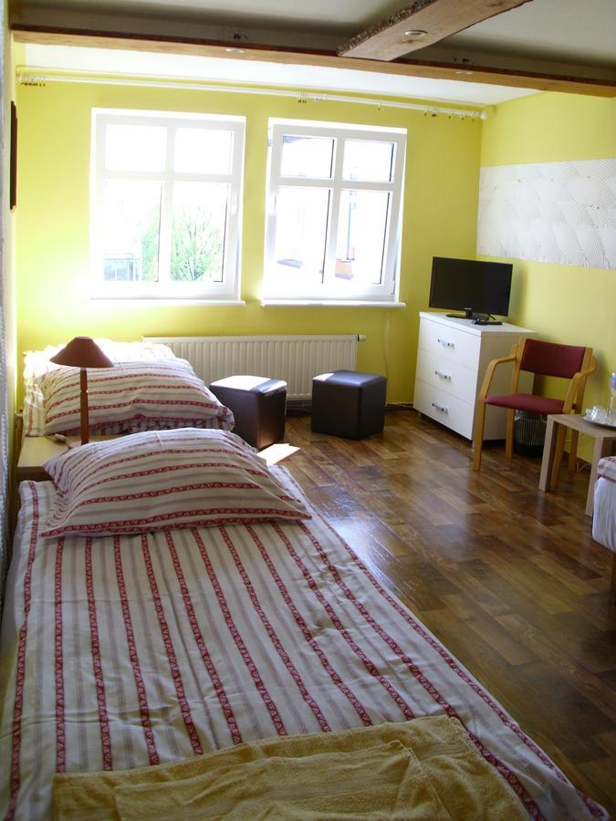 Pokoje Goscinne Irene Poznan Exterior photo